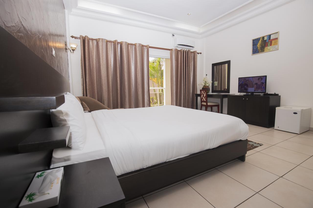 פוינט נואר Hotel Palm Beach מראה חיצוני תמונה