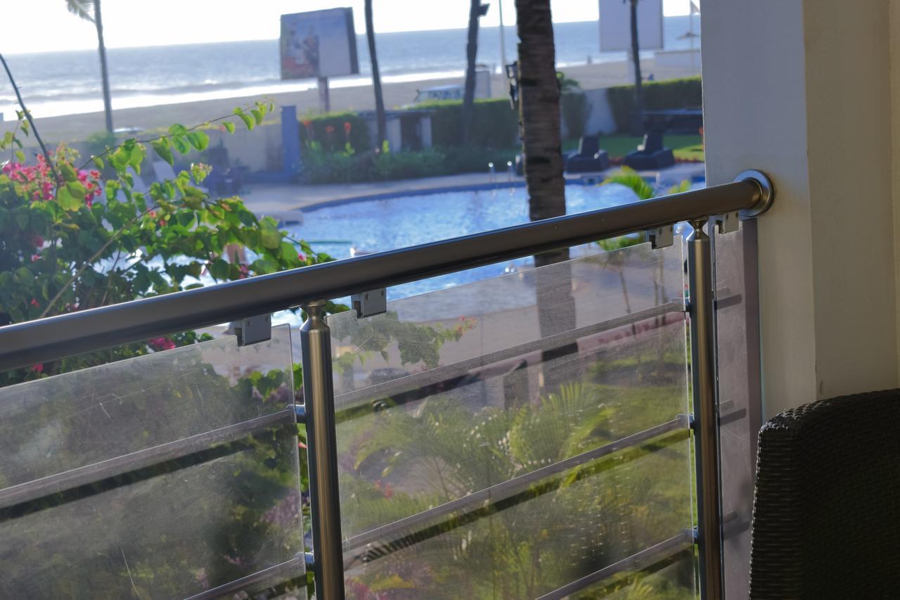 פוינט נואר Hotel Palm Beach מראה חיצוני תמונה