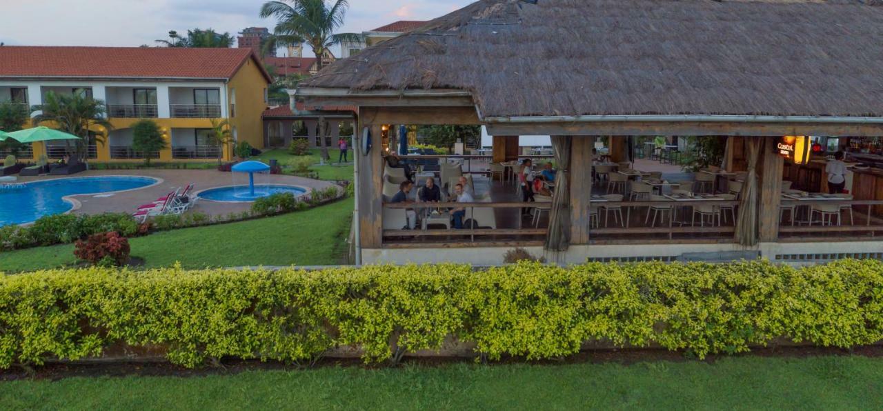 פוינט נואר Hotel Palm Beach מראה חיצוני תמונה